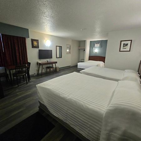 Alpine Inn Valemount Dış mekan fotoğraf